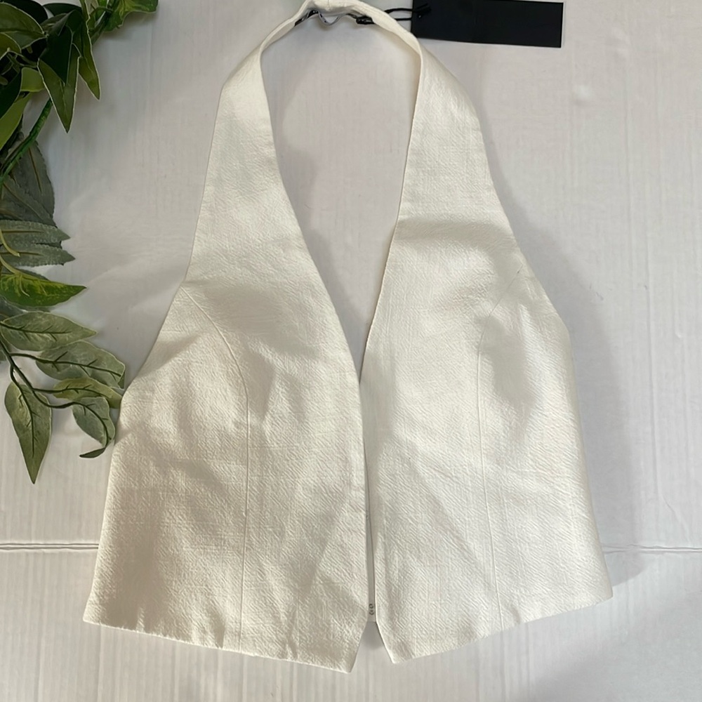 Lioness - Je Suis Halter -NWT - beautiful open back!